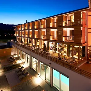 4* Hotel Exquisit
